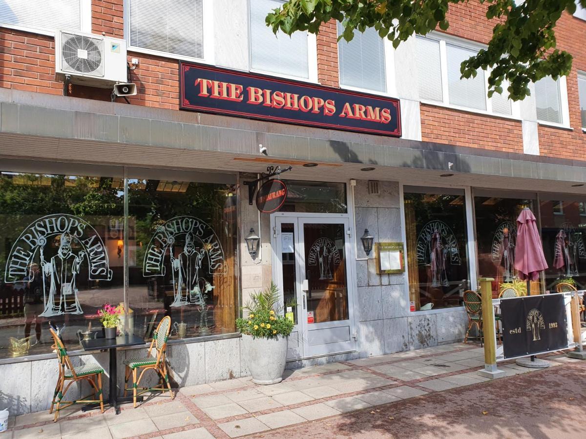 Hotel Bishops Arms Mora Exterior foto